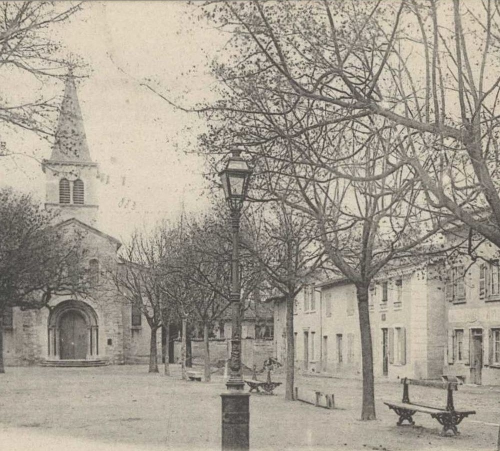 Carte postale - Eglise Saint-Denis de Bron